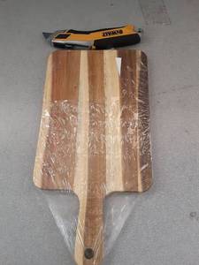lot 379 image: Small Wooden Cutting Board - Retail $0