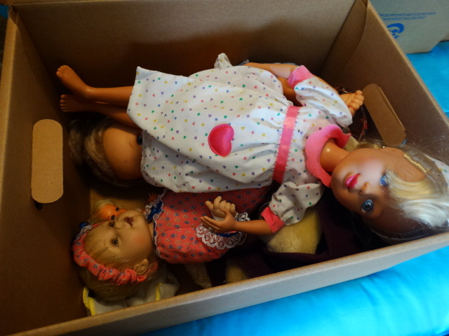 lot 14665 image: Lot of vintage baby dolls and a stuffed chubbles.