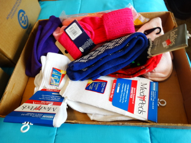 lot 14668 image: Lot of new socks.