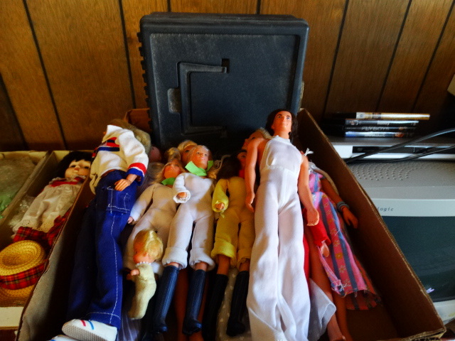 lot 14694 image: Lot of Vintage barbie dolls.