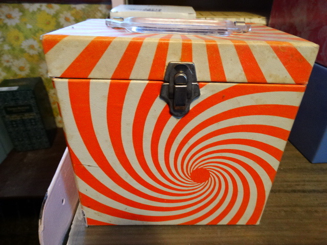 lot 14716 image: Lot of records 45s.