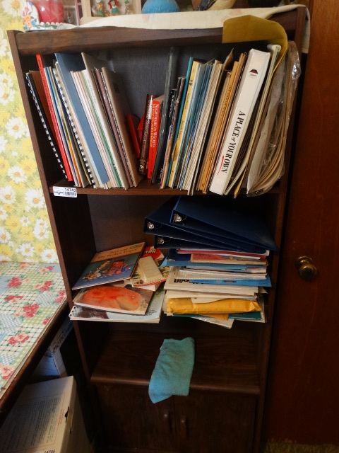 lot 14743 image: Bookshelf with contents.