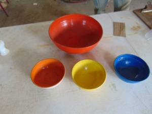 lot 4826 image: Colorful Metal Bowls
