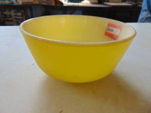 lot 4834 image: Yellow - FireKing Mixing Bowl