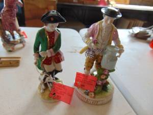 lot 4866 image: Selection of Figurines