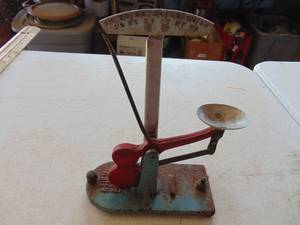 lot 4878 image: Cast Iron Egg Scale 