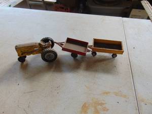 lot 4886 image: Hubley Toys