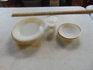 lot 4899 image: Fire King glassware