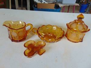 lot 4902 image: Assortment of amber glassware