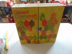 lot 4912 image: Gilbert chemcraft cabinet