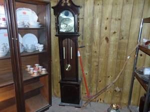 lot 4959 image: Grandfather Style Clock