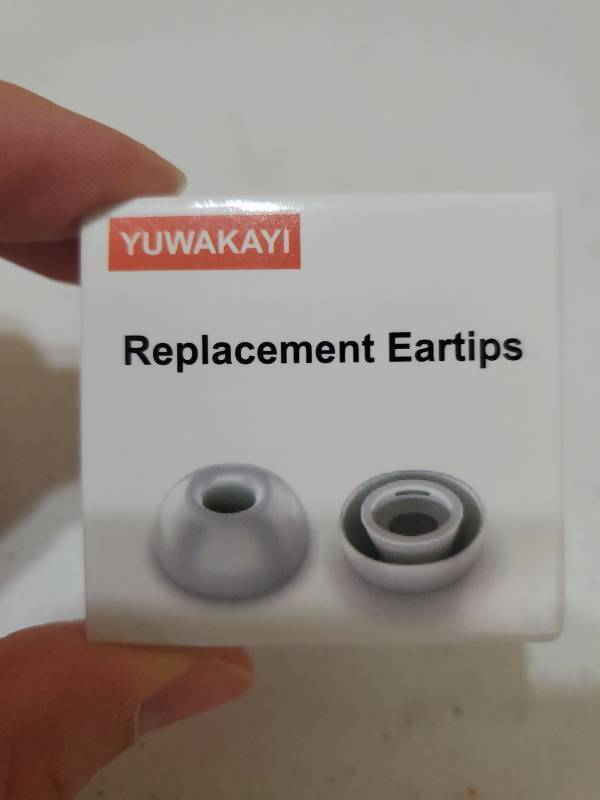 lot 44963 image: Replacement Eartips - Retail $8
