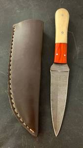 lot 6 image: Handcrafted Damascus Steel Full Tang Knife Blade Dagger Bone Handle with Sheath approx 8.25 inches hunting fishing