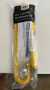 lot 17241 image: Smart Choice 4ft Gas Connector Kit with 34 inch ID - Retail $15