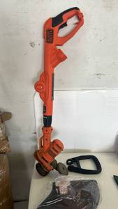 lot 17275 image: Black & Decker BESTA510 Electric String Trimmer with Auto Feed - Retail $50