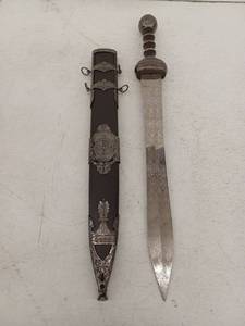 lot 14124 image: Sword Fight Roman Gladius Sword