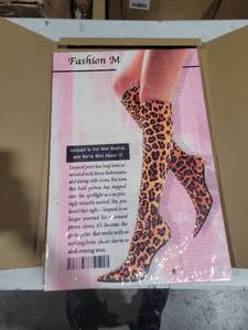 lot 1797 image: Fashion Leopard canvas 16x24