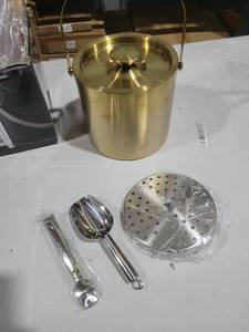 lot 1820 image: Ice Bucket