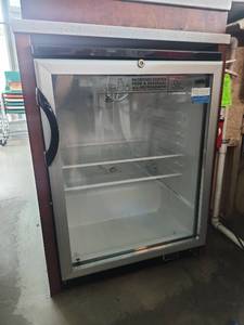 Summit Commercial Glass Door Refrigerator SCR600BGL-NZ