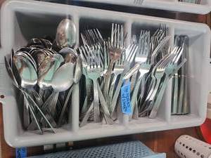 lot 5079 image: Stainless Steel Flatware Lot - Forks, Spoons, Knives