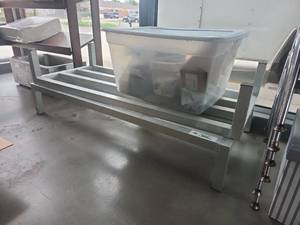 lot 5165 image: Commercial Kitchen Equipment with Electronics and Hardware Lot