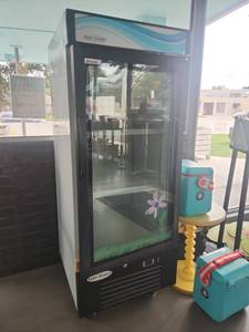 lot 5172 image: Serv-Ware GR12-HC Commercial Glass Door Refrigerator