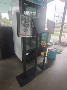 lot 5173 image: Commercial Restaurant Information Stand