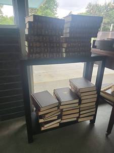 lot 5177 image: Encyclopedia Americana Multiple Volume Set