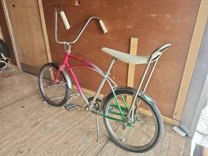 lot 5226 image: Classic Cruiser Bicycle with Chrome Handlebars