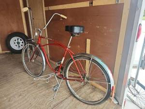 lot 5228 image: Red Schwinn Cruiser Bicycle with Coaster Brake