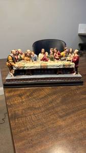 lot 3233 image: Last Supper Figurine Set with Jesus and Disciples