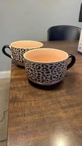 lot 3242 image: Leopard Print Ceramic Coffee Mugs Set of 2