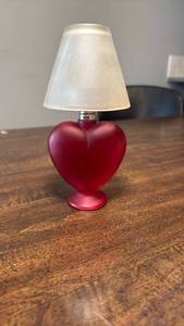 lot 3253 image: Red Glass Heart Shaped Table Lamp with White Shade