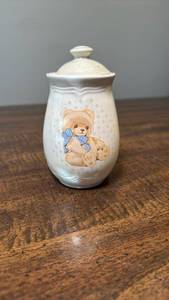lot 3269 image: Ceramic Teddy Bear Cookie Jar with Lid