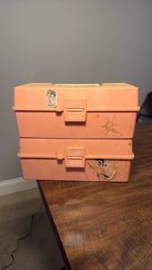 lot 3285 image: Two Tier Coral Pink Sewing Box with Thread and Supplies