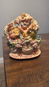 lot 3297 image: Decorative Cherub Angel Figurine with Floral Details