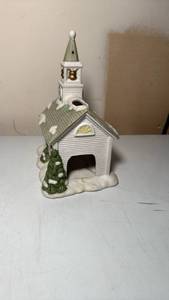 lot 3323 image: Christmas Village Church Building Ceramic Figurine