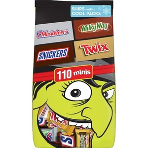 lot 156 image: Mars Twix, Snickers, Milky Way, 3 Musketeers Halloween Candy Bag