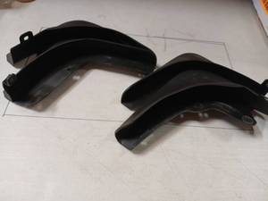 lot 23093 image: Mud Flaps Fit 2020-2024 Tesla Model Y,All-Weather Splash Guards Vehicle Sediment Protection-4PCS Super Durable,Matte&Black