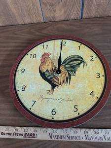 lot 10 image: French Rooster Wall Clock