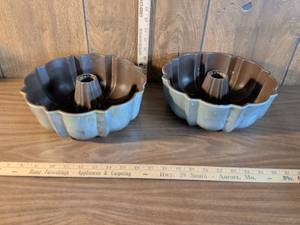 lot 59 image: Northland Aluminum Bundt Pan Set