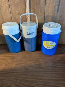 lot 72 image: 2 -Coleman Water Cooler Jug Set, 1 igloo water cooler jug