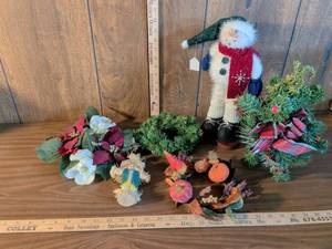lot 77 image: Christmas Holiday Decoration Bundle with Snowman and Artificial Garland