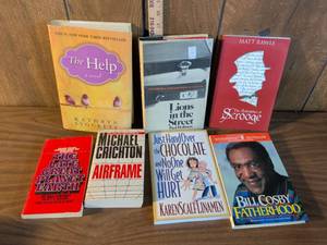 lot 134 image: Bestselling Book Collection Bundle