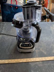 lot 141 image: Hamilton Beach Food Processor with Multiple Settings
