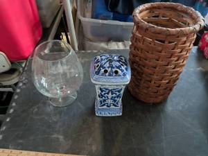 lot 147 image: Blue and White Ceramic Flower Frog with Lid