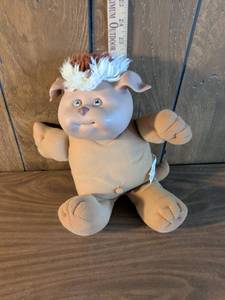 lot 149 image: Cabbage Patch Kids Doll with Colorful Hair