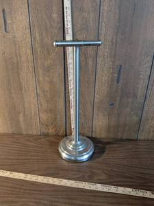 lot 180 image: Stainless Steel toilet paper holder