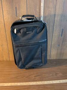 lot 186 image: Embark Rolling Carry-On Suitcase with Wheels