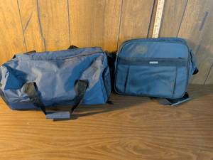 lot 197 image: Samsonite Travel Luggage Set with Golf Magazine Duffel Bag